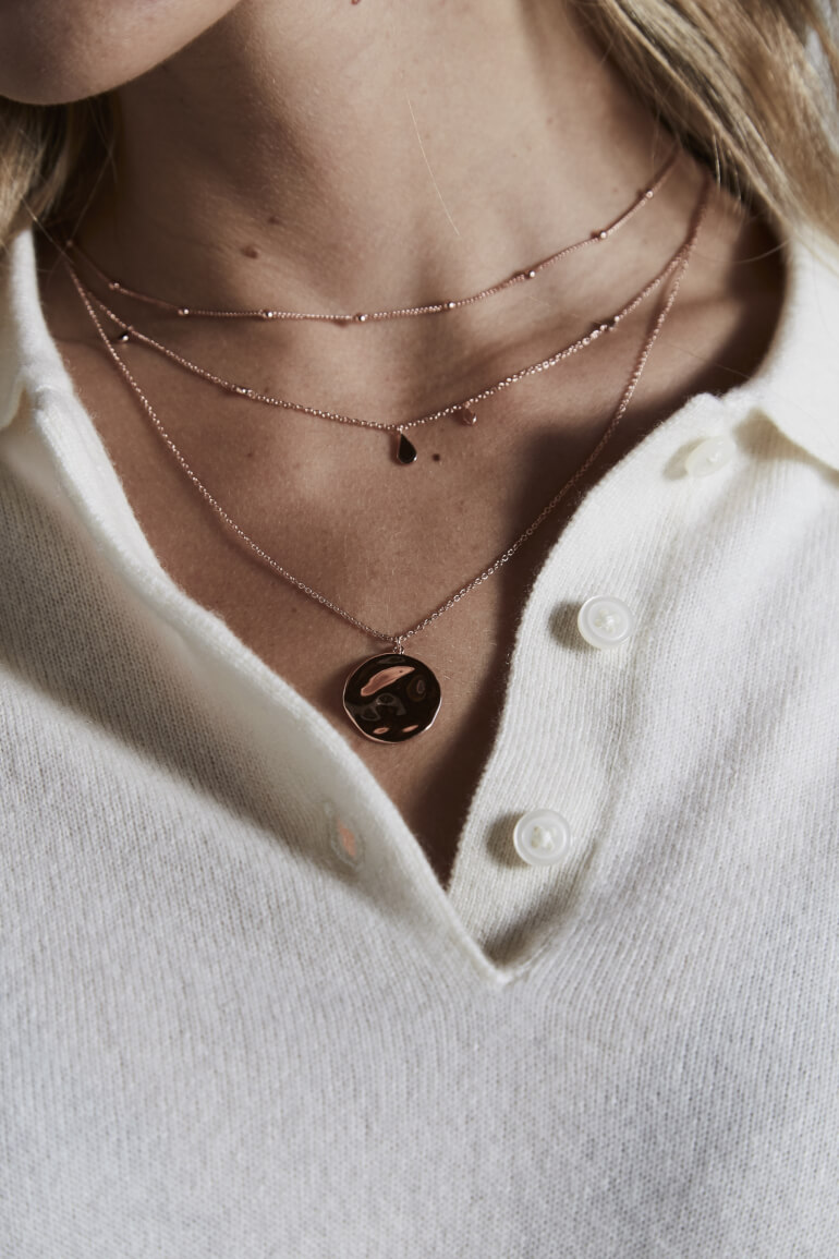 necklace Iggy Textured Coin Necklace Rose Gold